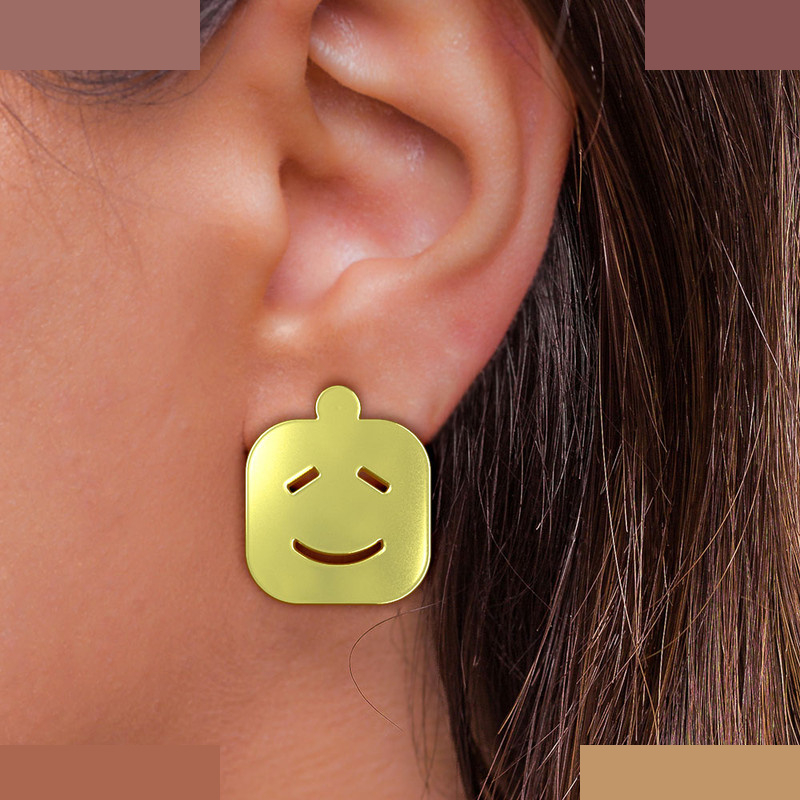 نیم ست طلا 18 عیار زنانه مدوپد مدل ایموجی کد NA13530 نیم ست طلا 18 عیار زنانه مدوپد مدل ایموجی کد NA13530