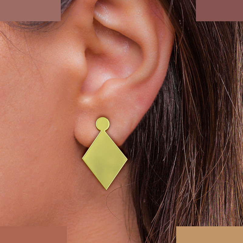 نیم ست طلا 18 عیار زنانه مدوپد مدل لوزی کد NA13954 نیم ست طلا 18 عیار زنانه مدوپد مدل لوزی کد NA13954