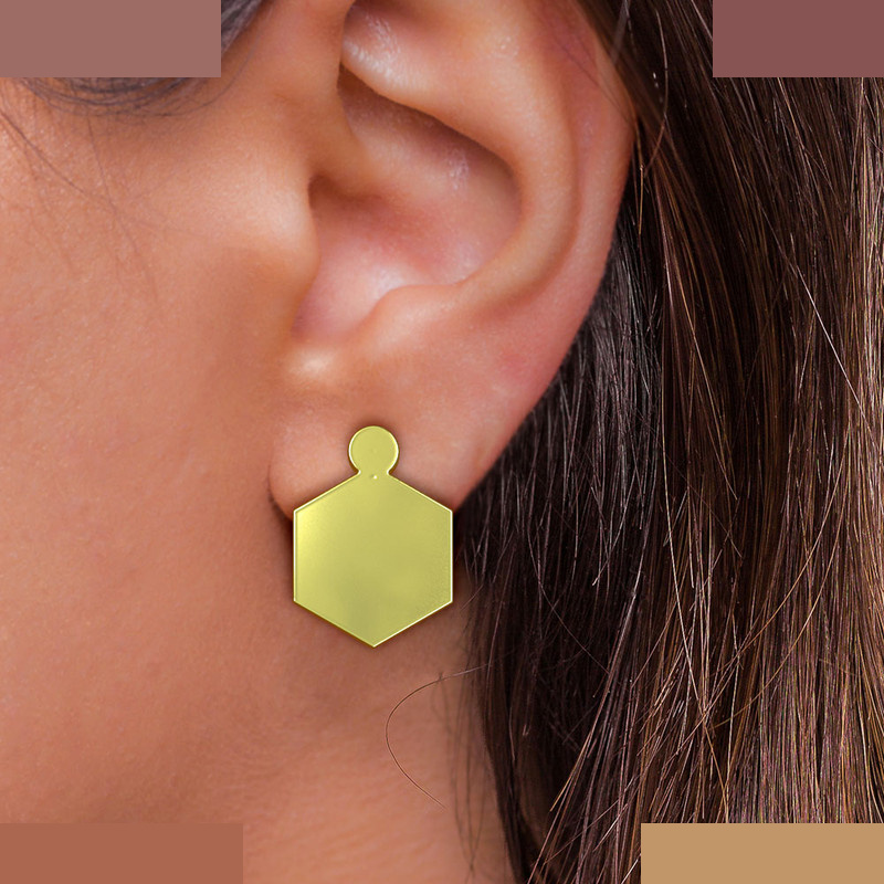 نیم ست طلا 18 عیار زنانه مدوپد مدل شش ضلعی کد NA14097 نیم ست طلا 18 عیار زنانه مدوپد مدل شش ضلعی کد NA14097