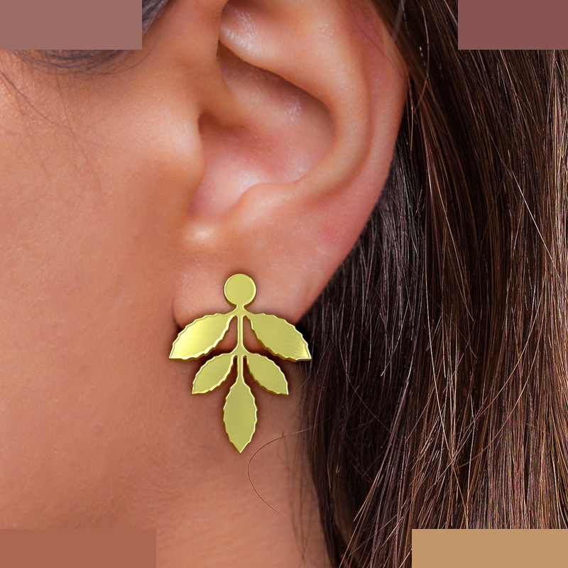 گوشواره طلا 18 عیار زنانه مدوپد مدل برگ کد GA1-11083 گوشواره طلا 18 عیار زنانه مدوپد مدل برگ کد GA1-11083