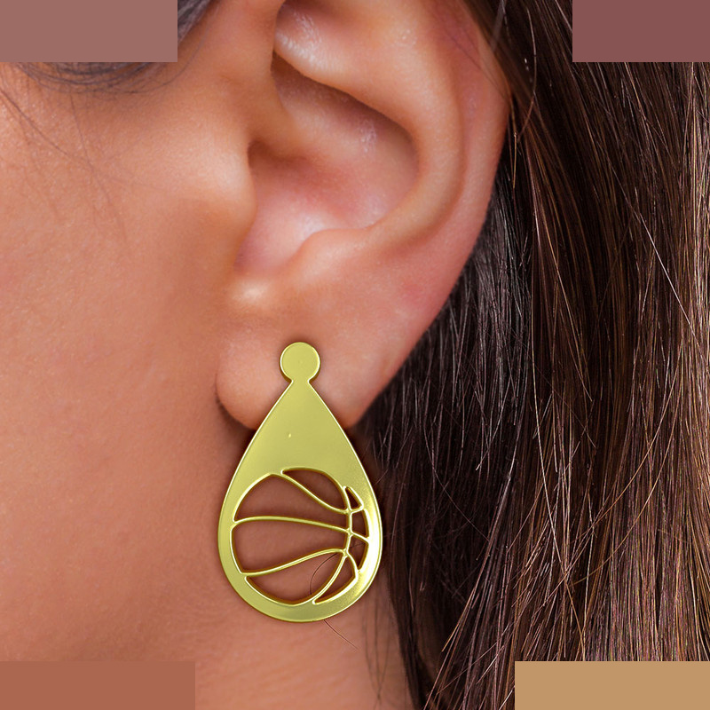 گوشواره طلا 18 عیار زنانه مدوپد مدل حرف بسکتبال کد GA1-11266 گوشواره طلا 18 عیار زنانه مدوپد مدل حرف بسکتبال کد GA1-11266