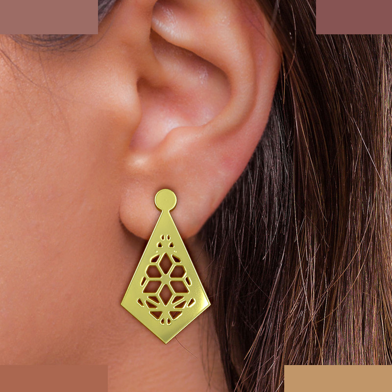 گوشواره طلا 18 عیار زنانه مدوپد مدل لوزی کد GA1-11270