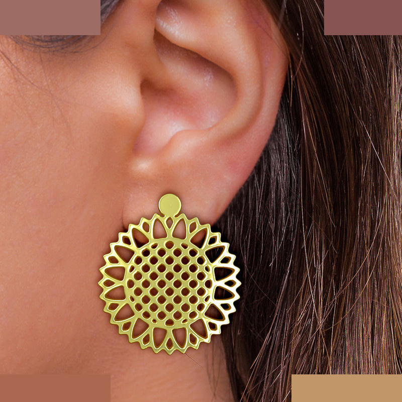 گوشواره طلا 18 عیار زنانه مدوپد مدل گل کد GA1-11387