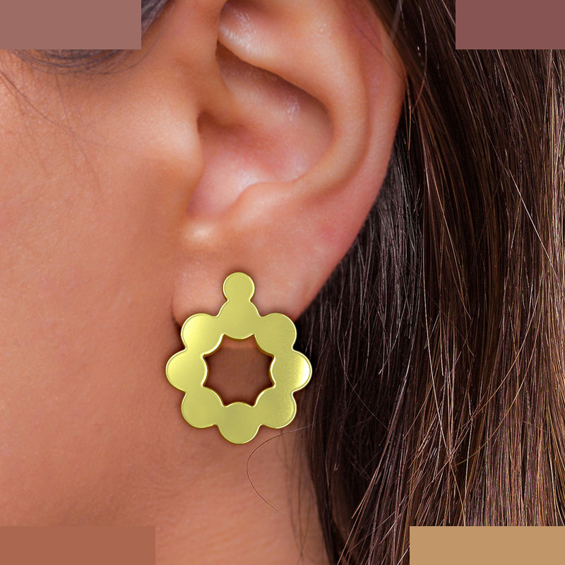 گوشواره طلا 18 عیار زنانه مدوپد مدل گل کد GA1-12117 گوشواره طلا 18 عیار زنانه مدوپد مدل گل کد GA1-12117