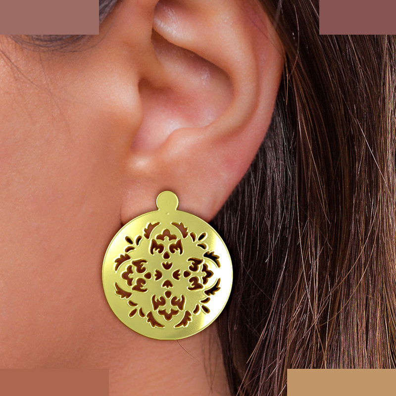 گوشواره طلا 18 عیار زنانه مدوپد مدل دایره و گل کد GA1-12188