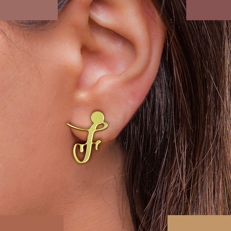 گوشواره طلا 18 عیار زنانه مدوپد مدل حرف f کد GA1-12318