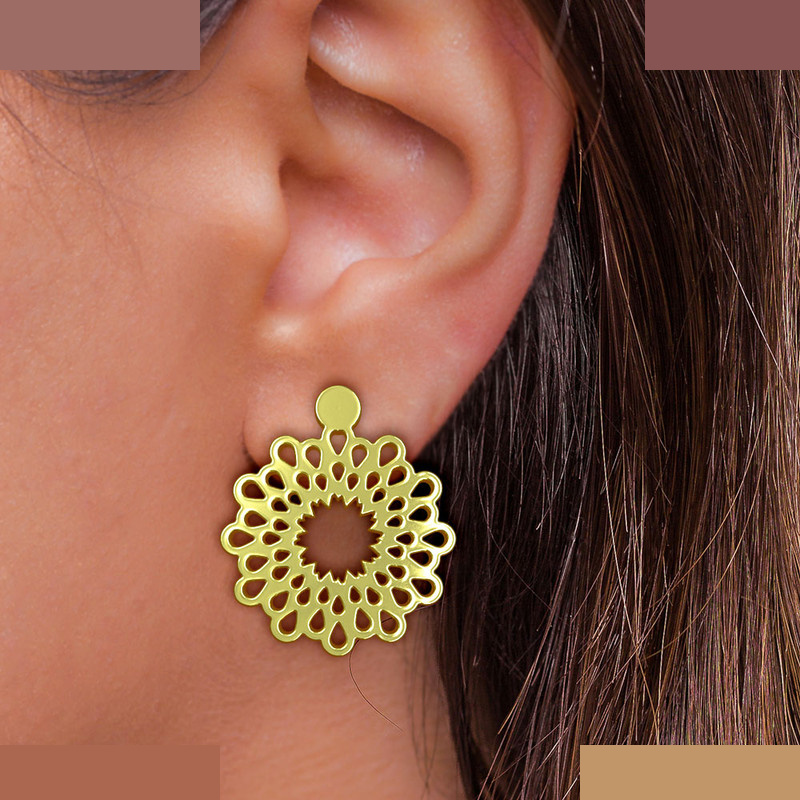 گوشواره طلا 18 عیار زنانه مدوپد مدل گل کد GA1-13068