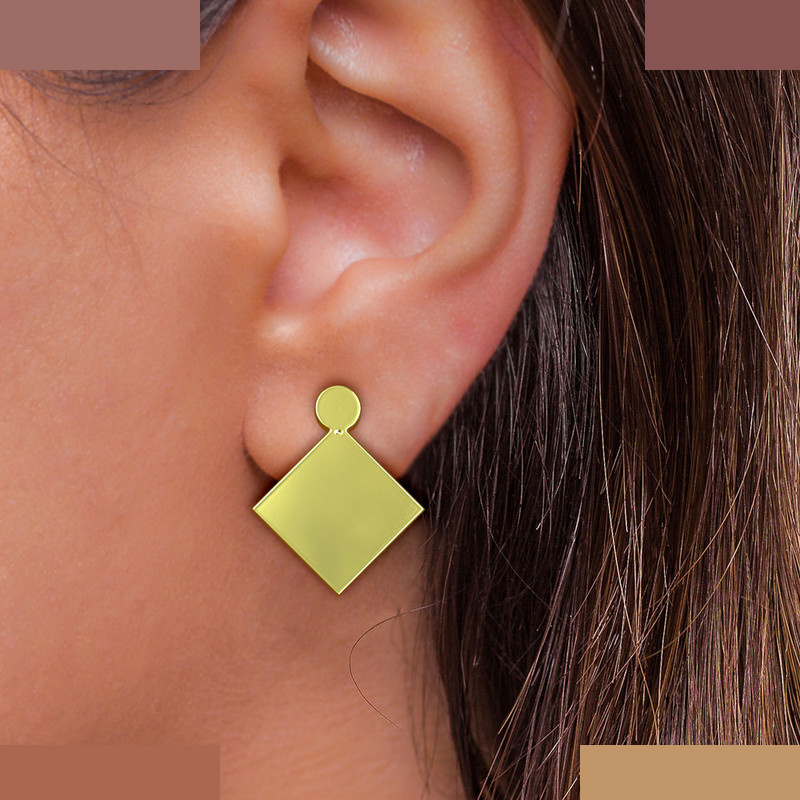 گوشواره طلا 18 عیار زنانه مدوپد مدل لوزی کد GA1-14167