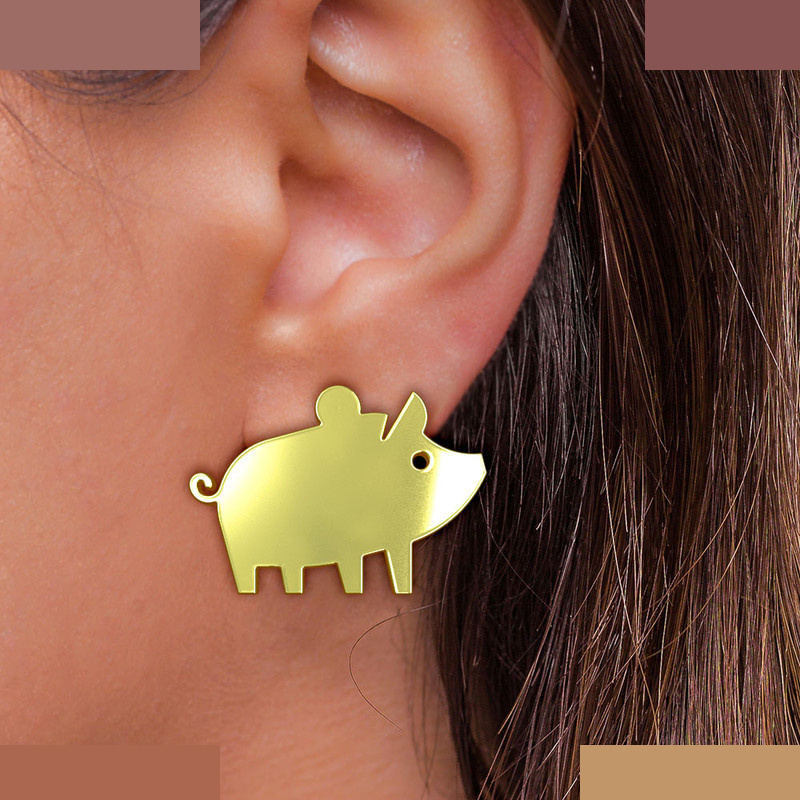 گوشواره طلا 18 عیار زنانه مدوپد مدل گراز کد GA1-16054 گوشواره طلا 18 عیار زنانه مدوپد مدل گراز کد GA1-16054