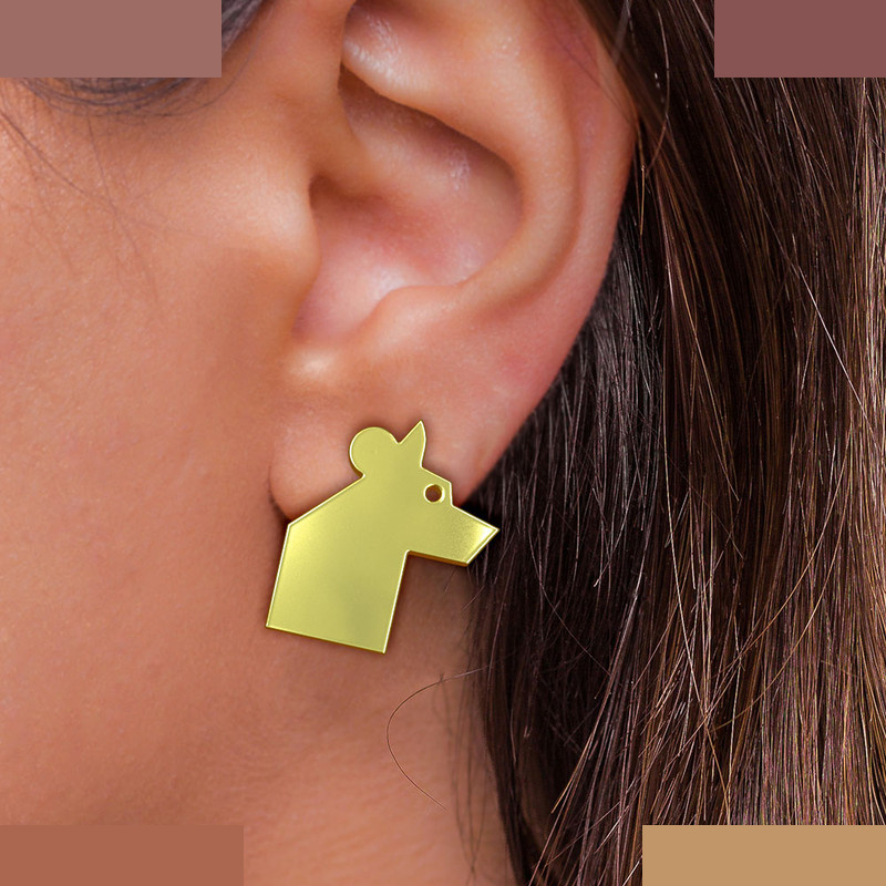 گوشواره طلا 18 عیار زنانه مدوپد مدل گرگ کد GA1-16072 گوشواره طلا 18 عیار زنانه مدوپد مدل گرگ کد GA1-16072