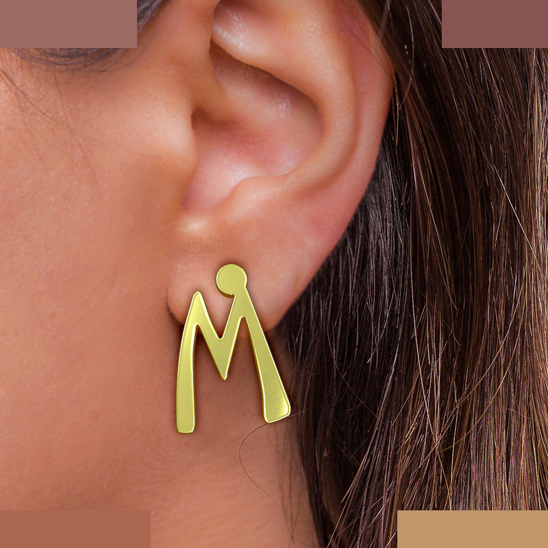 گوشواره طلا 18 عیار زنانه مدوپد مدل حرف M کد GA1-16773