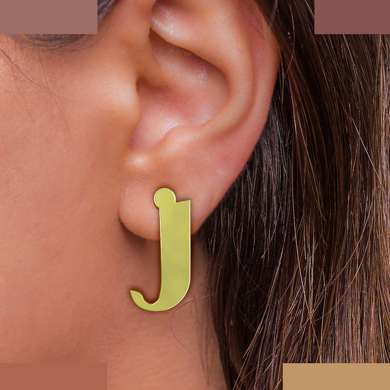 گوشواره طلا 18 عیار زنانه مدوپد مدل حرف J کد GA1-16870 گوشواره طلا 18 عیار زنانه مدوپد مدل حرف J کد GA1-16870