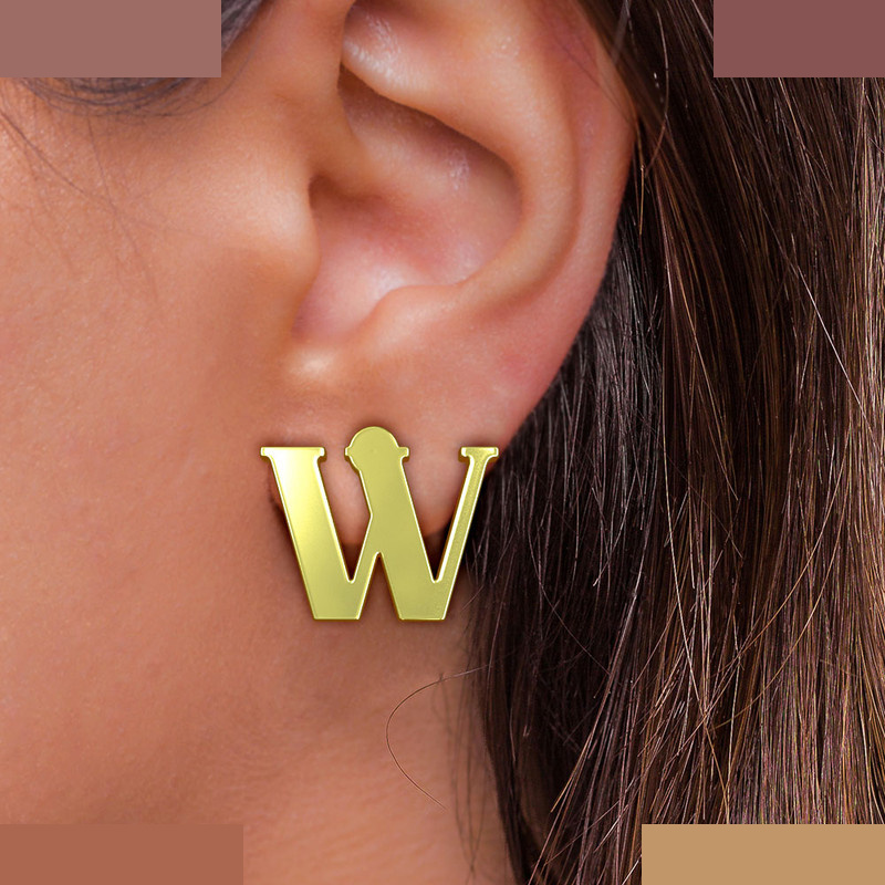 گوشواره طلا 18 عیار زنانه مدوپد مدل حرف W کد GA1-17169 گوشواره طلا 18 عیار زنانه مدوپد مدل حرف W کد GA1-17169