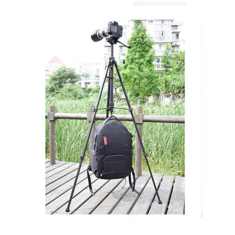 سه پایه دوربین ویفنگ مدل WT-3540 به همراه گیره نگهدارنده موبایل سه پایه دوربین ویفنگ مدل WT-3540 به همراه گیره نگهدارنده موبایل