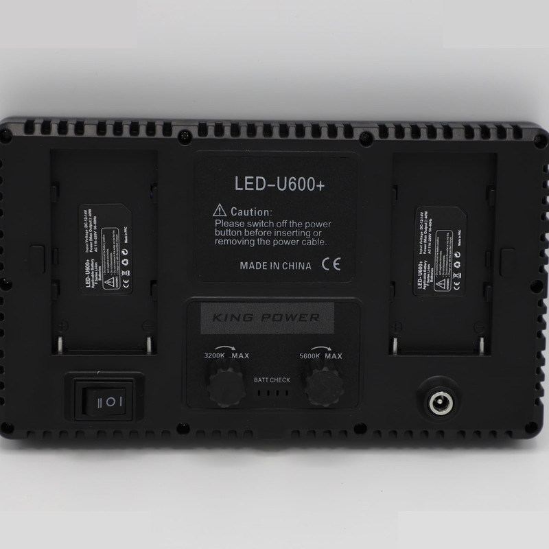 نور ثابت ال ای دی کینگ پاور مدل Pro 600 نور ثابت ال ای دی کینگ پاور مدل Pro 600