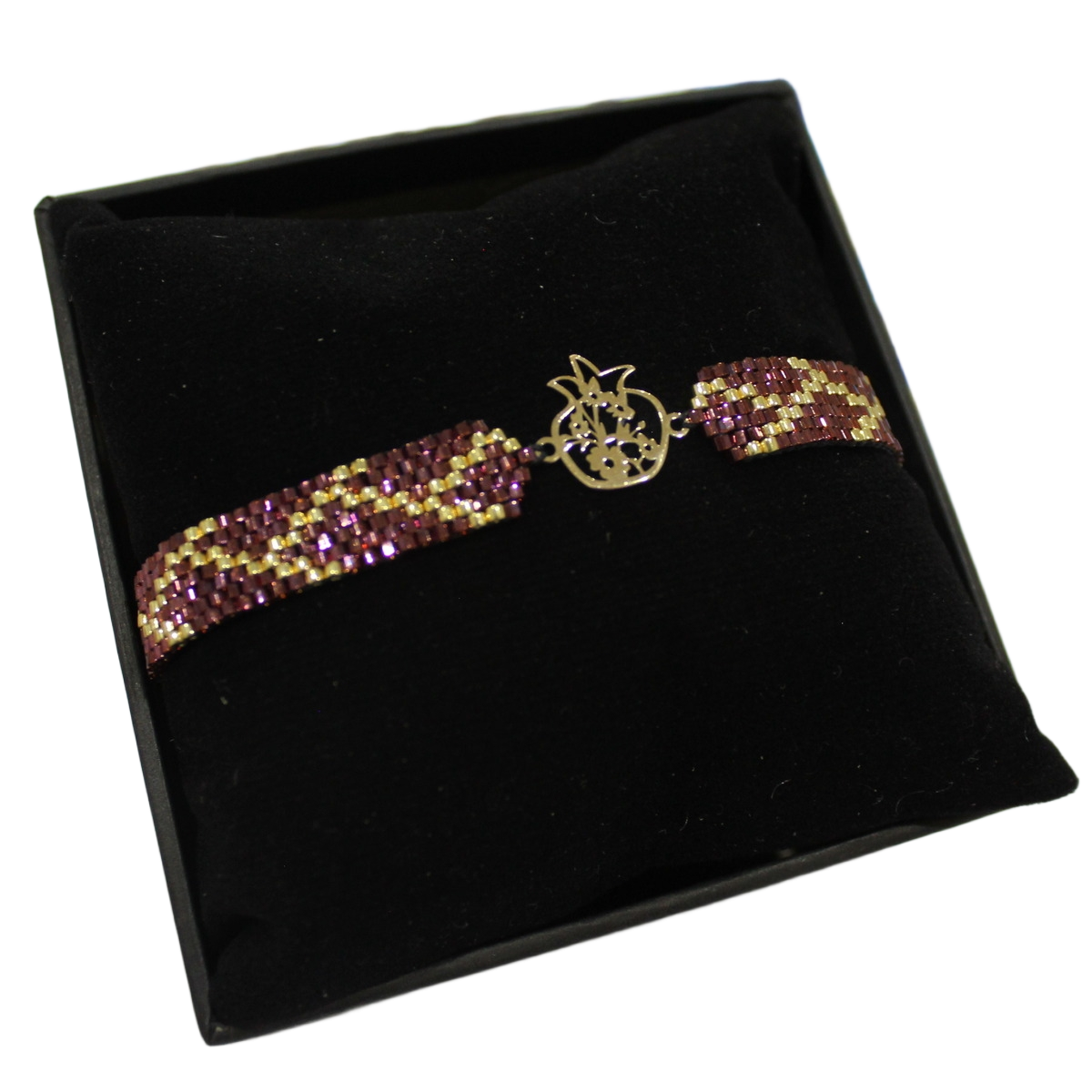 دستبند طلا 18 عیار زنانه دستساز نقش انار یلدا کد 127 پلاک