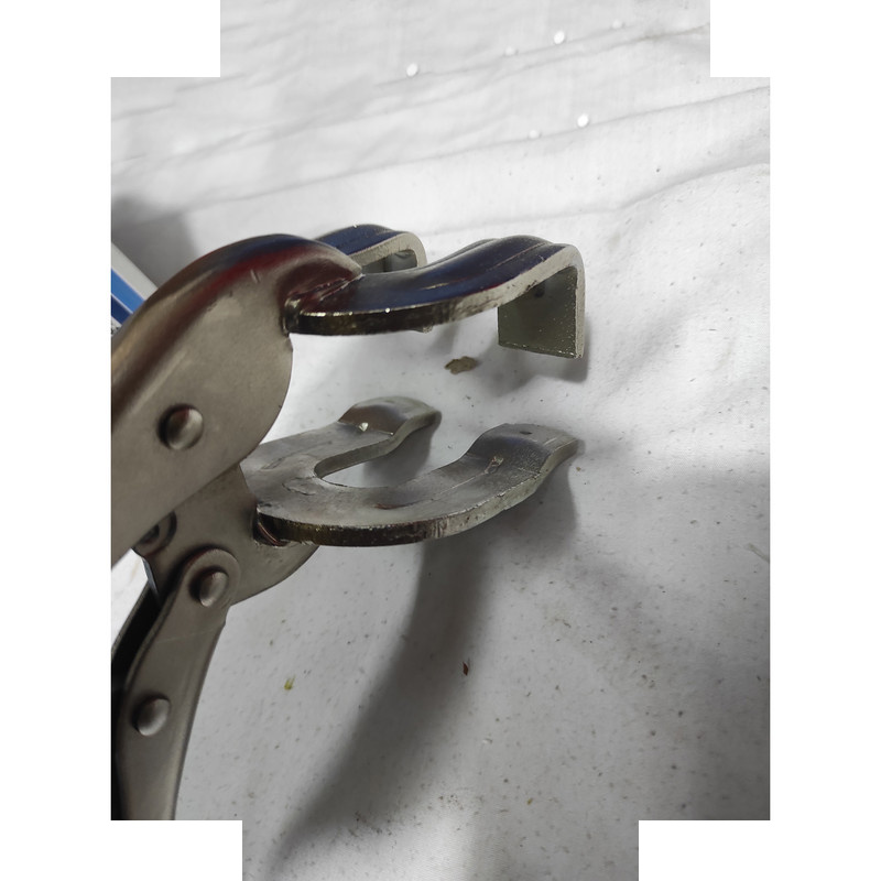 انبر قفلی پترسن مدل شاخ دار کدSMT -PETER SEN-USA TOOLS-9 INCH -LOCKING WELDING CLAMP سایز 9 اینچ انبر قفلی پترسن مدل شاخ دار کدSMT -PETER SEN-USA TOOLS-9 INCH -LOCKING WELDING CLAMP سایز 9 اینچ