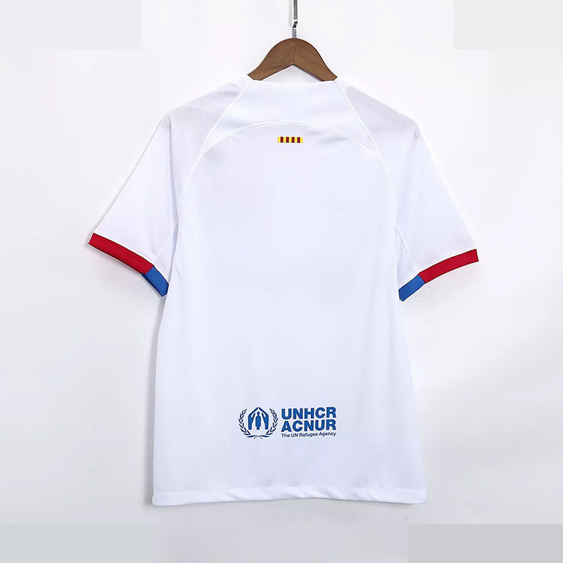 ست تیشرت و شلوارک ورزشی مردانه مدل بارسلونا کد Away 2024 سفید ست تیشرت و شلوارک ورزشی مردانه مدل بارسلونا کد Away 2024 سفید