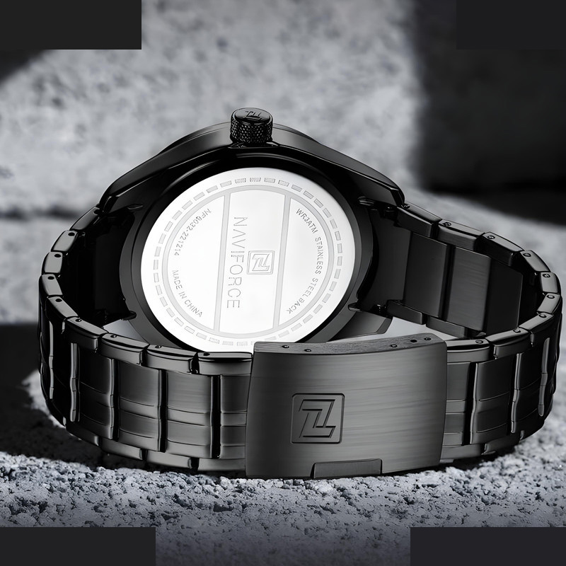 ساعت مچی عقربهای مردانه کوارتز نیوی فورس مدل NF8032