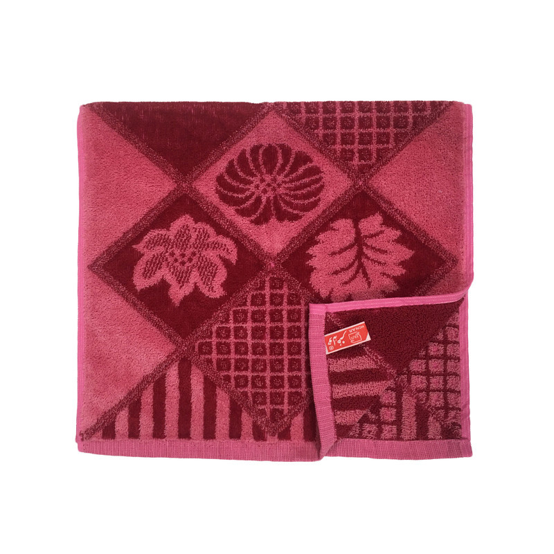 حوله دستی هنر مدل برگ انجیری سایز 63x35 سانتی متر حوله دستی هنر مدل برگ انجیری سایز 63x35 سانتی متر