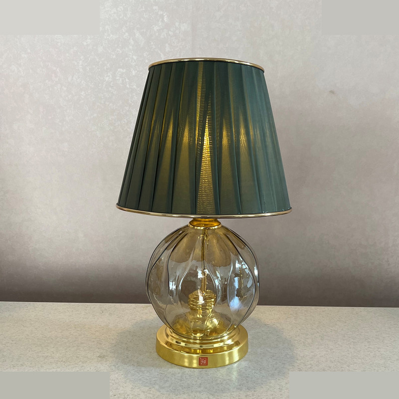 آباژور رومیزی نورهام مدل NHM -WORLD GLASS2 -28 آباژور رومیزی نورهام مدل NHM -WORLD GLASS2 -28