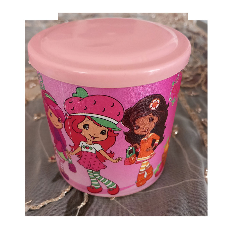 لیوان کودک طرح دختر توت فرنگی کد STRAW-GIRL-20