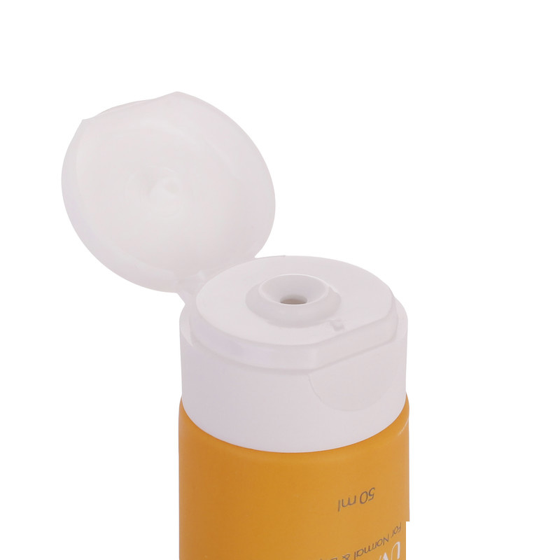 کرم ضدآفتاب رنگی مدیلن SPF50، مناسب پوست های خشک، حجم 50 میلی لیتر کرم ضدآفتاب رنگی مدیلن SPF50، مناسب پوست های خشک، حجم 50 میلی لیتر