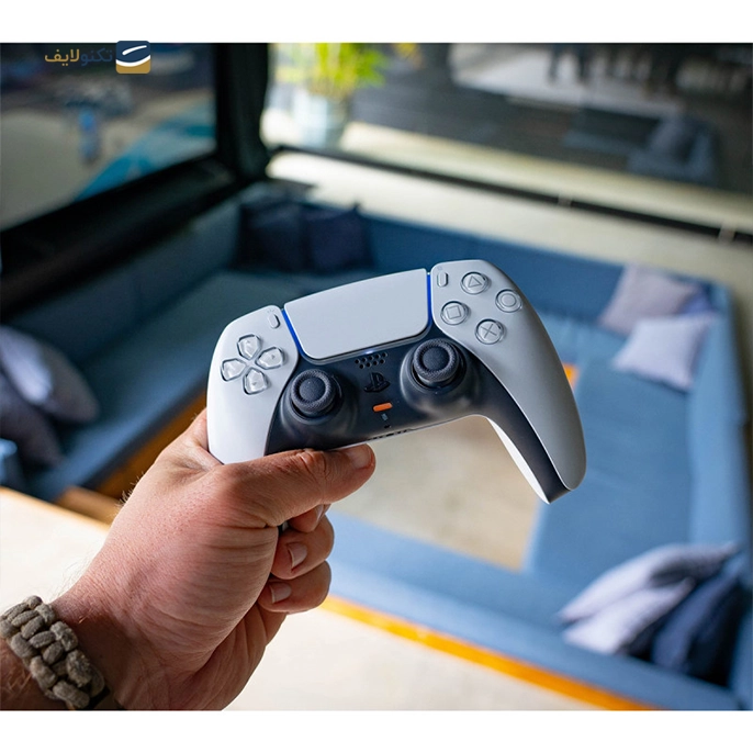 gallery-کنسول بازی پلی استیشن 5 نسخه استاندارد به همراه بازی FC 24 copy.png gallery-کنسول بازی پلی استیشن 5 نسخه استاندارد به همراه بازی FC 24 copy.png