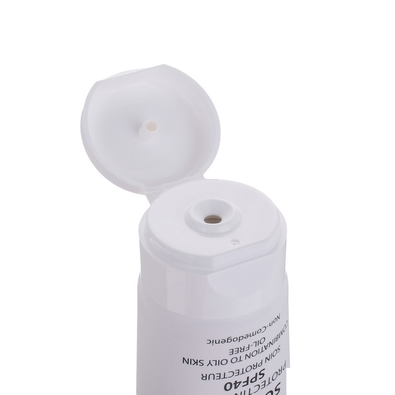کرم ضد آفتاب بدون رنگ ژیل بوته SPF 40 مدل GB_003 مناسب پوست های چرب و مختلط حجم 40 میلی لیتر کرم ضد آفتاب بدون رنگ ژیل بوته SPF 40 مدل GB_003 مناسب پوست های چرب و مختلط حجم 40 میلی لیتر