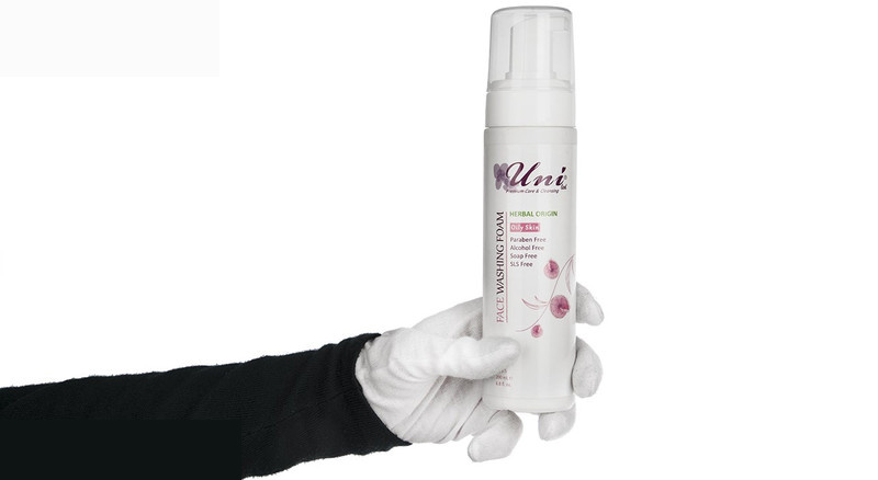 فوم شستوشوی صورت یونی لد مدل Oily Skin حجم 200 میلیلیتر فوم شستوشوی صورت یونی لد مدل Oily Skin حجم 200 میلیلیتر