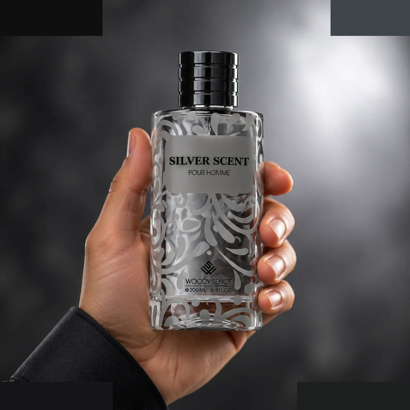 ادوپرفیوم مردانه وودی سنس مدل SILVER SCENT با رایحه گرم و شیرین ادوپرفیوم مردانه وودی سنس مدل SILVER SCENT با رایحه گرم و شیرین