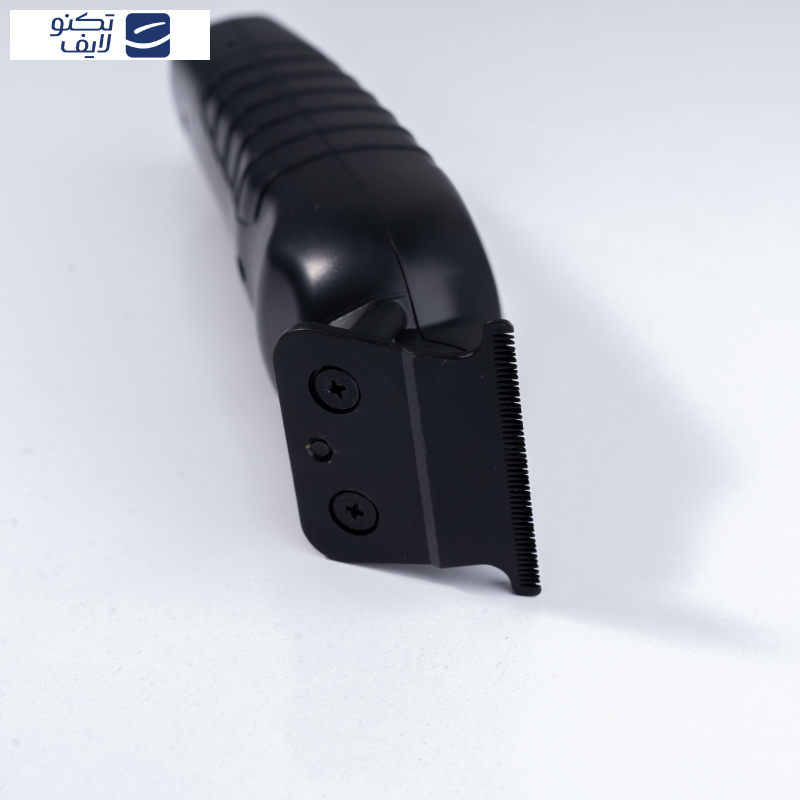 ماشین اصلاح موی سر و صورت رومئو مدل RM-2020، اصلاح به صورت صفر زن، خط زن، نمایشگر LCD، منبع انرژی با کابل USB، تکنولوژی اصلاح به صورت تریم ماشین اصلاح موی سر و صورت رومئو مدل RM-2020، اصلاح به صورت صفر زن، خط زن، نمایشگر LCD، منبع انرژی با کابل USB، تکنولوژی اصلاح به صورت تریم