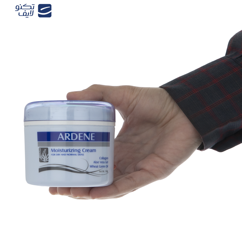 کرم مرطوب‌کننده آردن مدل عصاره آلوئه‌ورا و جوانه گندم وزن 150 گرم