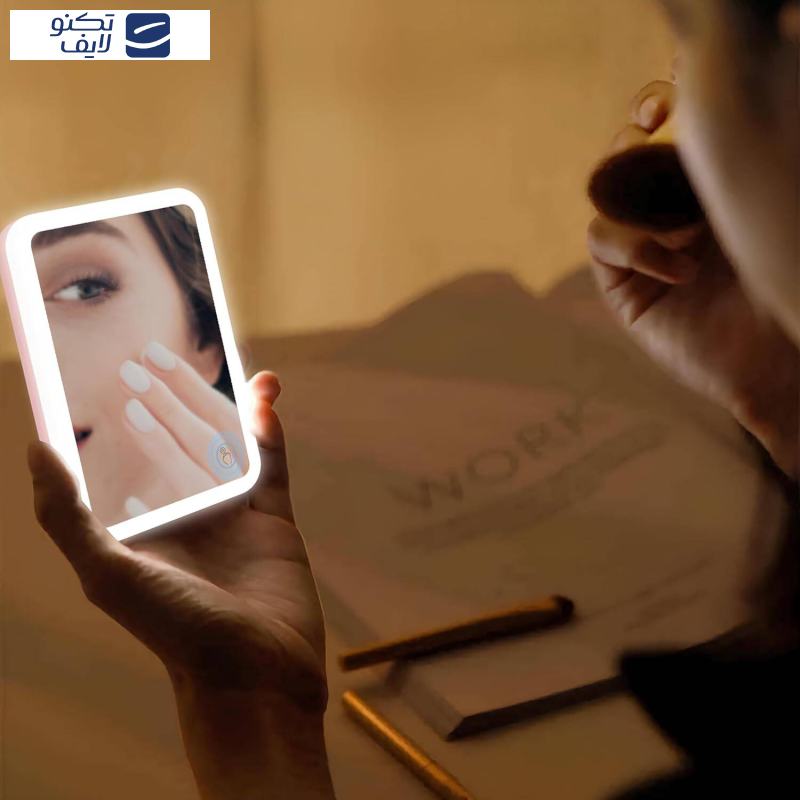 پاور بانک پرودو مدل PD-PBFCH084-PU ظرفیت 5000 میلی آمپر ساعت پاور بانک پرودو مدل PD-PBFCH084-PU ظرفیت 5000 میلی آمپر ساعت