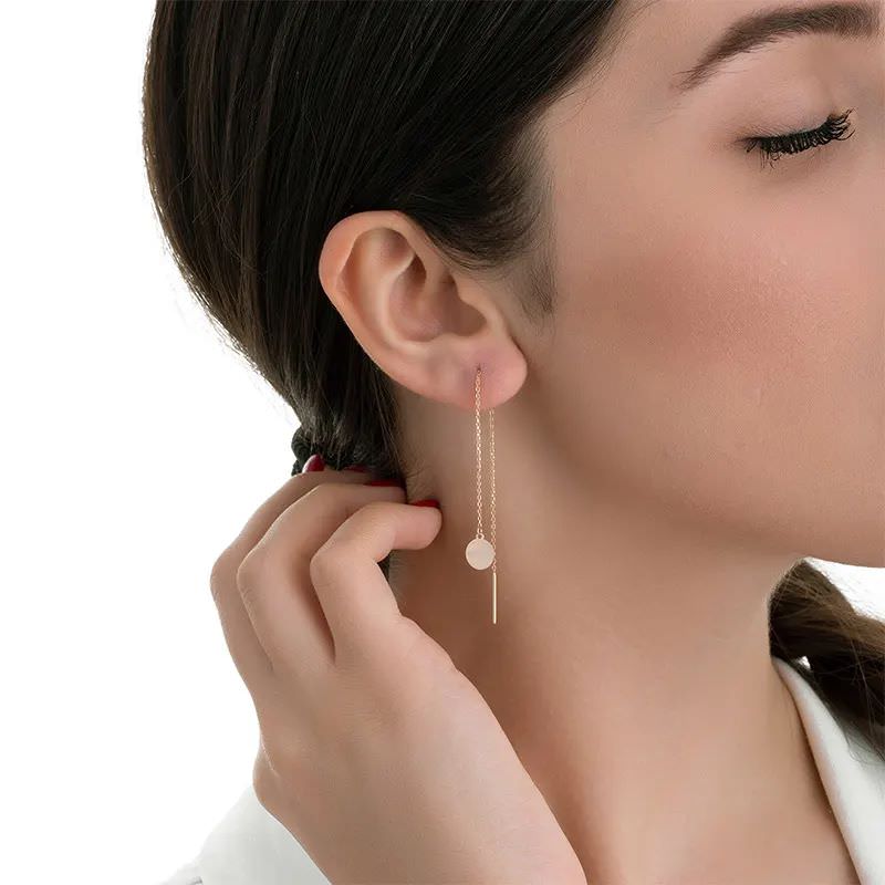 گوشواره طلا 18عیار طرح بخیه دایره تو پر گوشواره طلا 18عیار طرح بخیه دایره تو پر