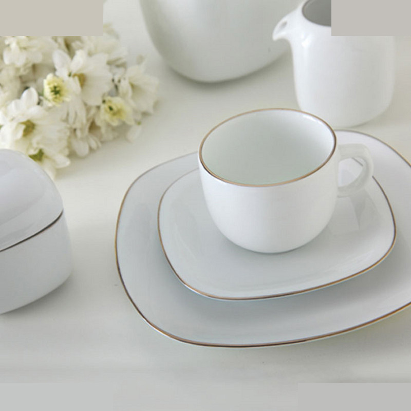 ست فنجان و نعلبکی 12 پارچه چینی زرین ایران مدل کواترو  8 زرین درجه عالی