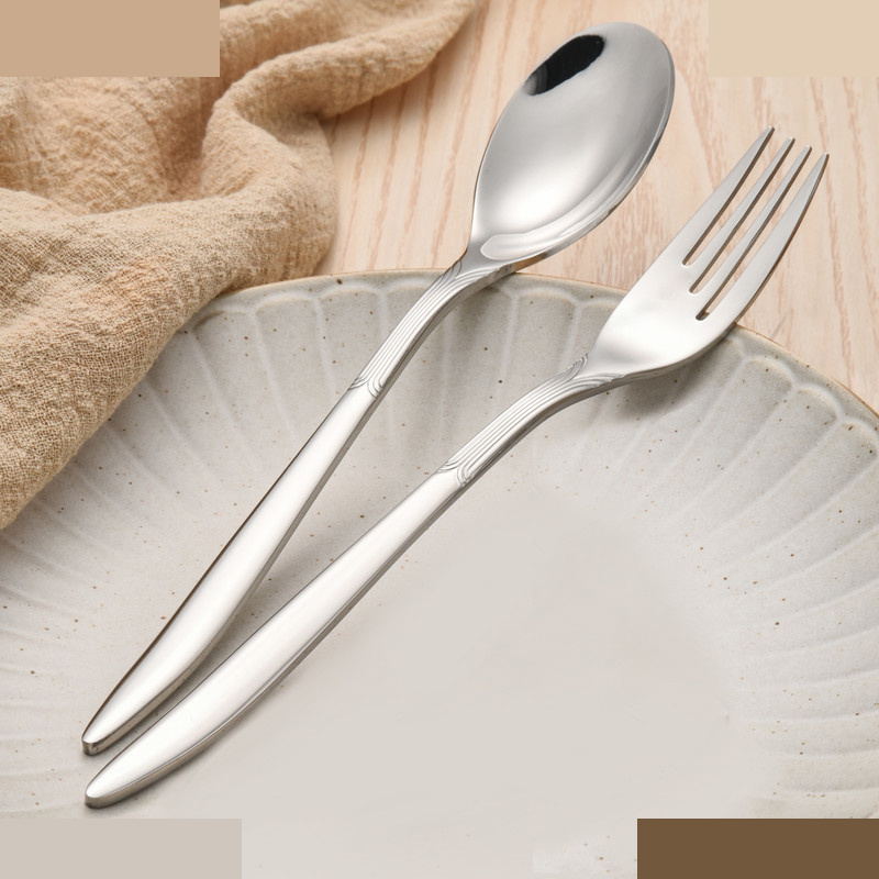 ست قاشق و چنگال جی فی نی مدل 02 مجموعه 4 عددی ست قاشق و چنگال جی فی نی مدل 02 مجموعه 4 عددی