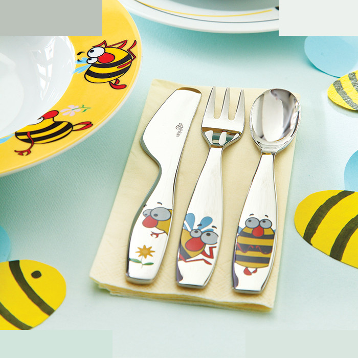 سرویس قاشق و چنگال کودک چینی زرین ایران مدل بامبل بی درجه عالی مجموعه 3 عددی سرویس قاشق و چنگال کودک چینی زرین ایران مدل بامبل بی درجه عالی مجموعه 3 عددی