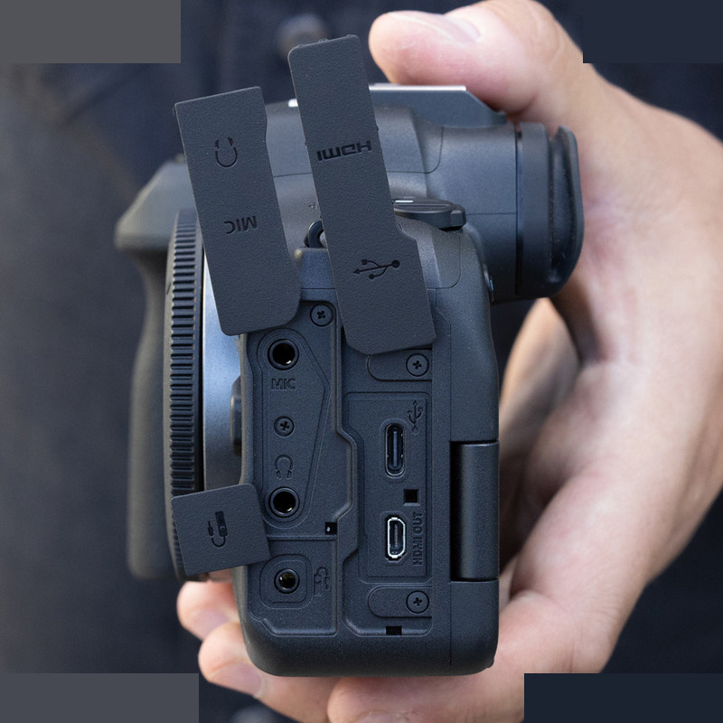 دوربین دیجیتال بدون آینه کانن مدل EOS R6 Mark II دوربین دیجیتال بدون آینه کانن مدل EOS R6 Mark II