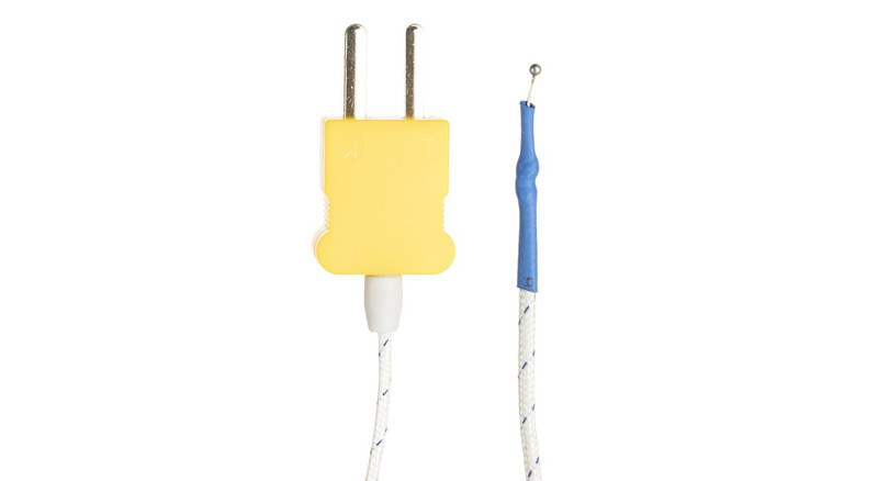 دماسنج دیجیتالی مادون قرمز سی ای ام مدل DT-8835 دماسنج دیجیتالی مادون قرمز سی ای ام مدل DT-8835