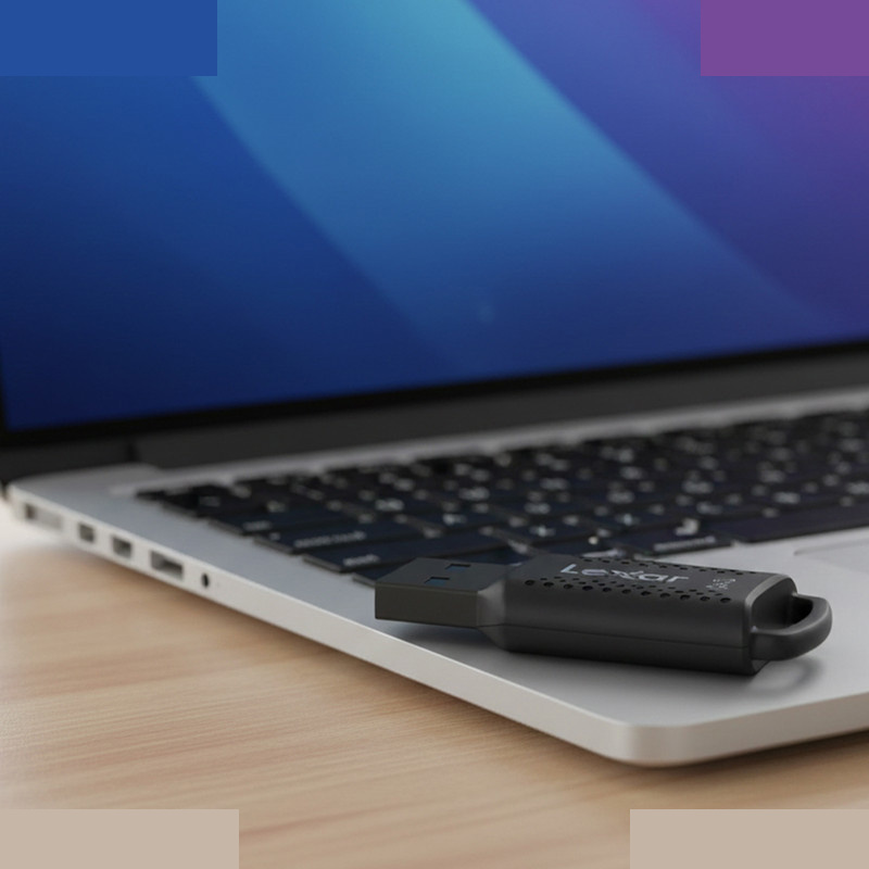 فلش مموری لکسار مدل V400 ظرفیت 32 گیگابایت با رابط USB 3.2 GEN 1 فلش مموری لکسار مدل V400 ظرفیت 32 گیگابایت با رابط USB 3.2 GEN 1