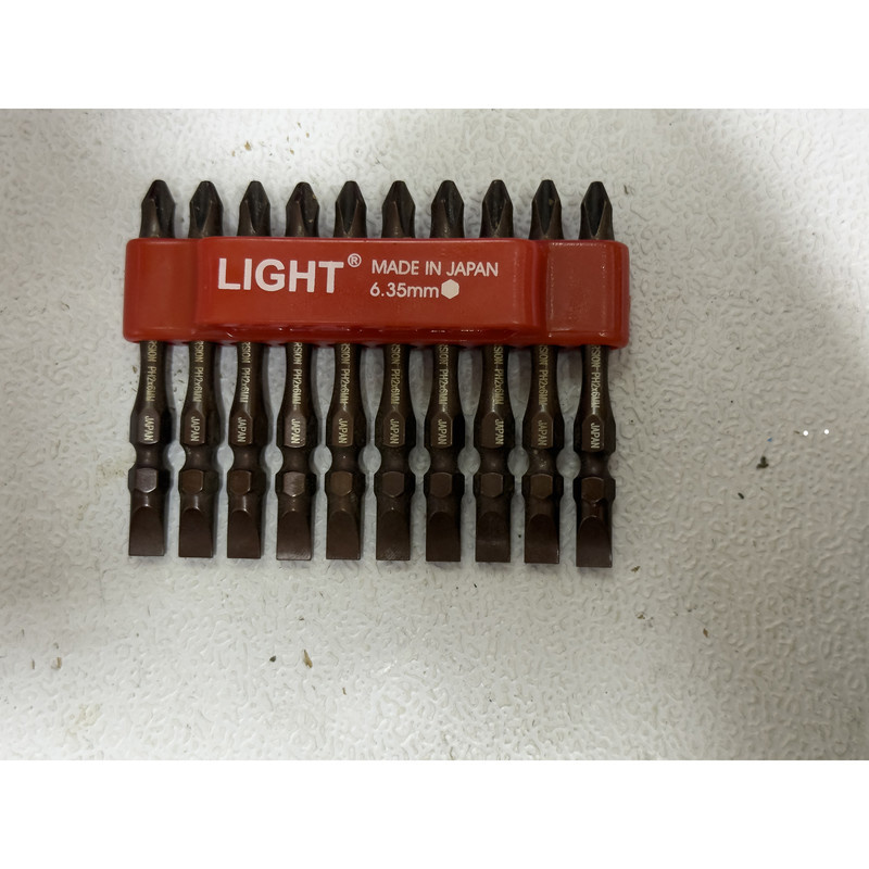 سری پیچ گوشتی دو سو چهار سو لایت مدل کوتاه کدSMT-LIGHT JAPAN-2265-SP بسته 10 عددی سری پیچ گوشتی دو سو چهار سو لایت مدل کوتاه کدSMT-LIGHT JAPAN-2265-SP بسته 10 عددی