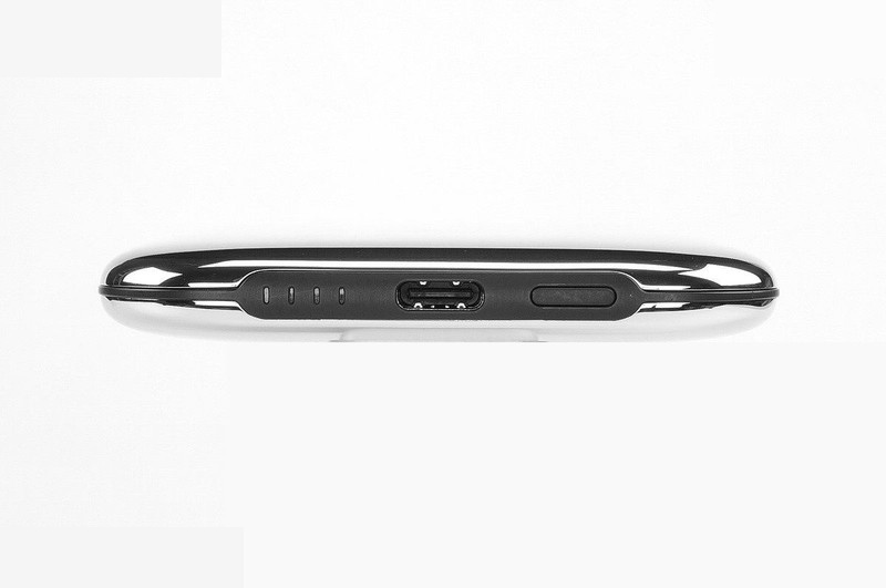 پاوربانک زد ام آی مدل QBP60 Power Bank ظرفیت 6000 میلی آمپر ساعت پاوربانک زد ام آی مدل QBP60 Power Bank ظرفیت 6000 میلی آمپر ساعت