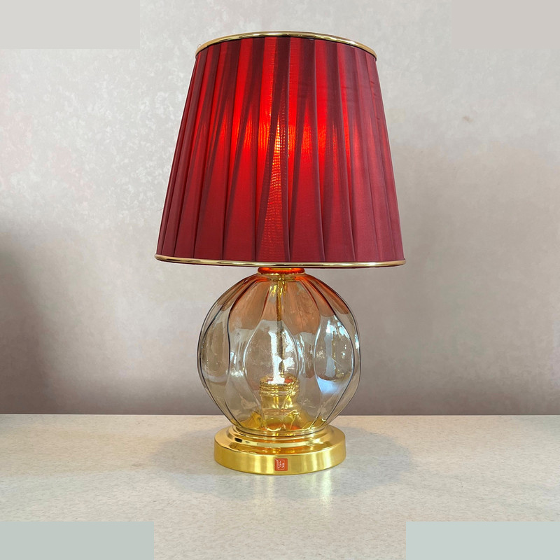 آباژور رومیزی نورهام مدل NHM -WORLD GLASS -28 آباژور رومیزی نورهام مدل NHM -WORLD GLASS -28