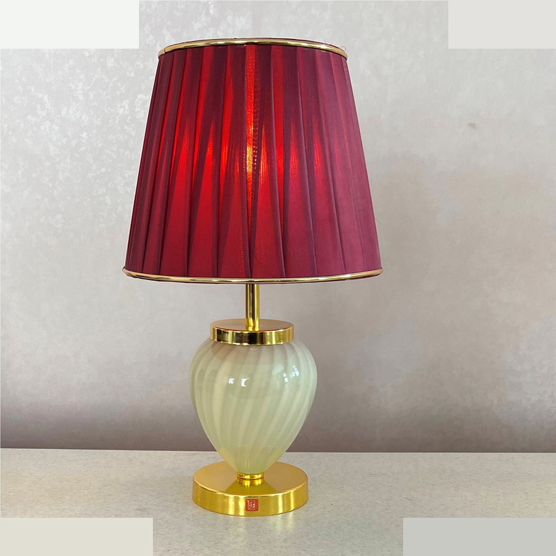 آباژور رومیزی نورهام مدل NHM -SARINA M -28 آباژور رومیزی نورهام مدل NHM -SARINA M -28