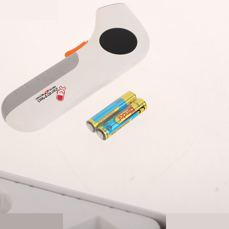 تب سنج دیجیتال زنیتمد مدل AET-R612A تب سنج دیجیتال زنیتمد مدل AET-R612A