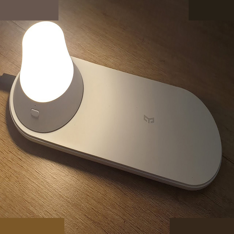 داک شارژر بی سیم یی لایت مدل Wireless Charging Night Light داک شارژر بی سیم یی لایت مدل Wireless Charging Night Light