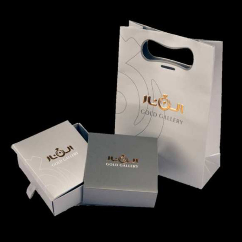 گردنبند طلا 18 عیار زنانه الن نار مدل N7999 طرح شاخه و برگ