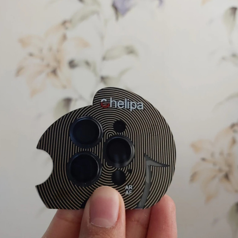 محافظ لنز دوربین شیشه ای اوجی مدل chelipa titanium مناسب برای گوشی موبایل اپل iPhone 13 Pro محافظ لنز دوربین شیشه ای اوجی مدل chelipa titanium مناسب برای گوشی موبایل اپل iPhone 13 Pro