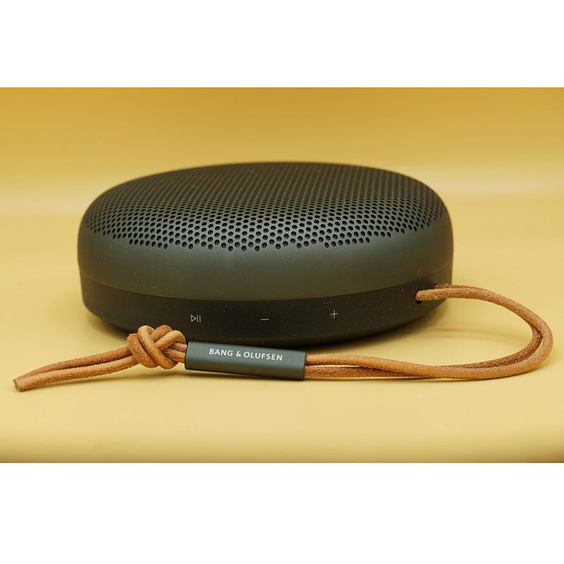 اسپیکر بلوتوثی قابل حمل بنگ اند آلفسن مدل Beosound A1 2ND GEN اسپیکر بلوتوثی قابل حمل بنگ اند آلفسن مدل Beosound A1 2ND GEN